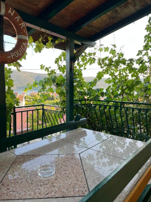 Apartment Moreno 2 with seaview