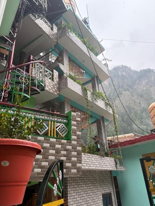 Happy Heaven Guesthouse, Chojh