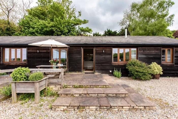 Beautiful Box Hill Lodge