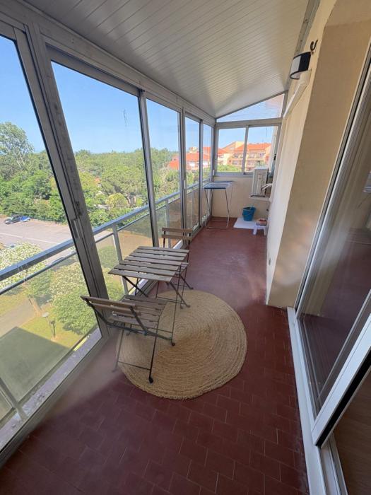 Studio avec place de parking - Proche commerce et plage