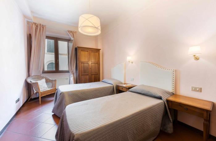 Apartments Florence- Ariento Bacco 3bdr San Lorenzo