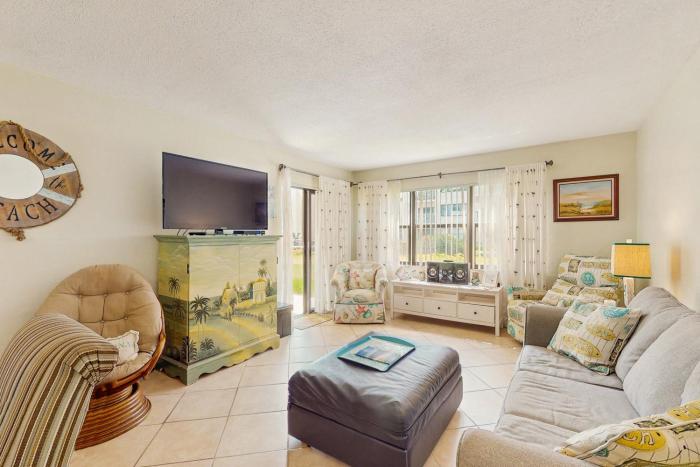 Oceanview Condo on No-Drive New Smyrna Beach