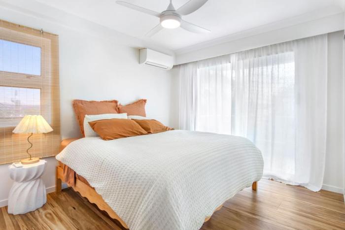 Palm Beach 3b Apartment. Parking. Wifi.