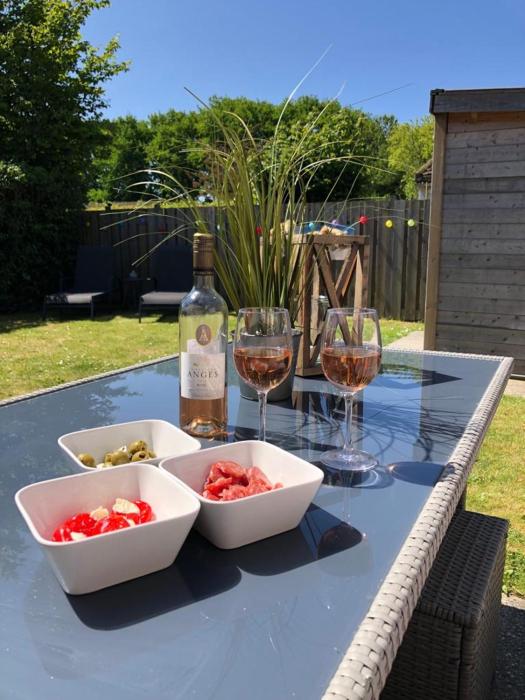 Comfortabel 6-persoons huisje nabij strand, bos, duinen en stad