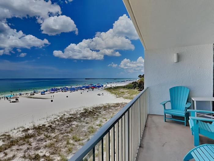 Edgewater Windward #304