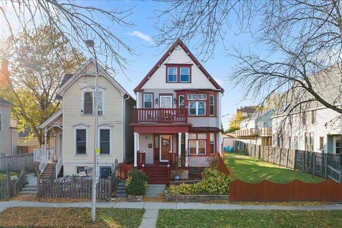 GrandVictorian Sale Sleeps23 ArcadeGameFloor BBQ