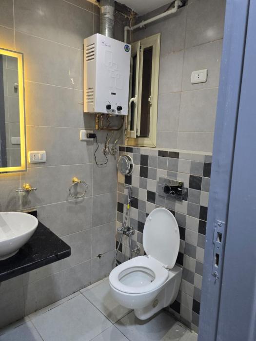 Pyramids Private Gate