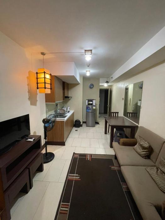 Makati City Antel Spa Residences 2707