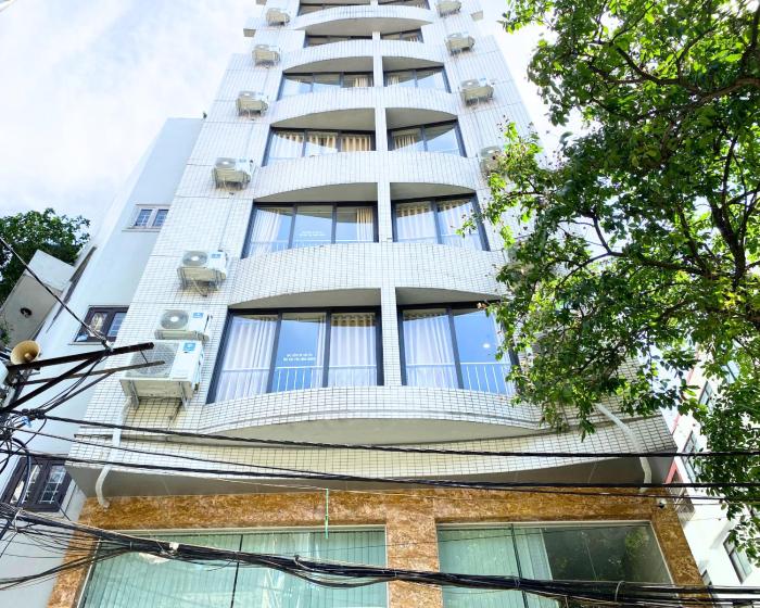 Khách sạn Hồ Giám