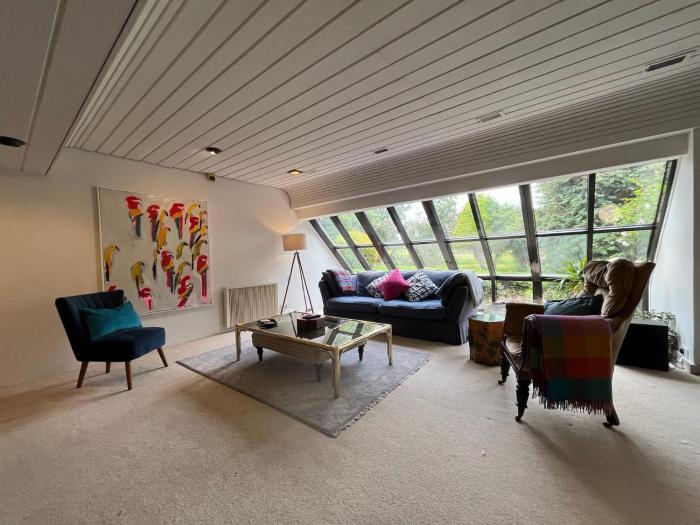 Edinburgh whole house let for DP World Tour, overlooking Bruntsfield Links 18th fairway, 30 min drive from The Renaissance Club