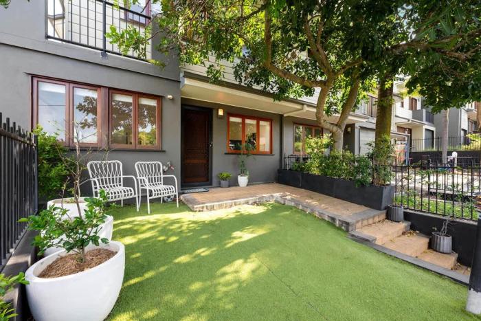 Inner City Townhouse