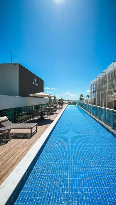 Luxo e conforto no coração de tudo ao lado do mar