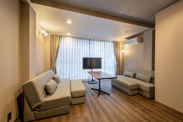 グラスキャビン浜松町aw Second and third floors