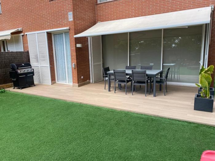 Adosado Familiar en Tamarit, Tarragona, España