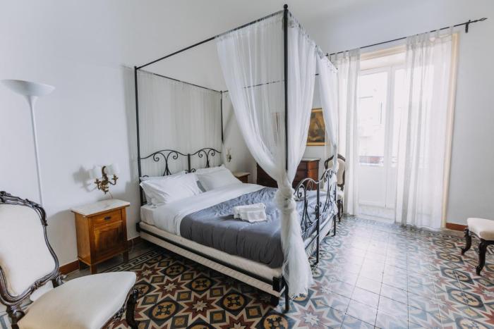 Real Umberto Apartments by Wonderful Italy