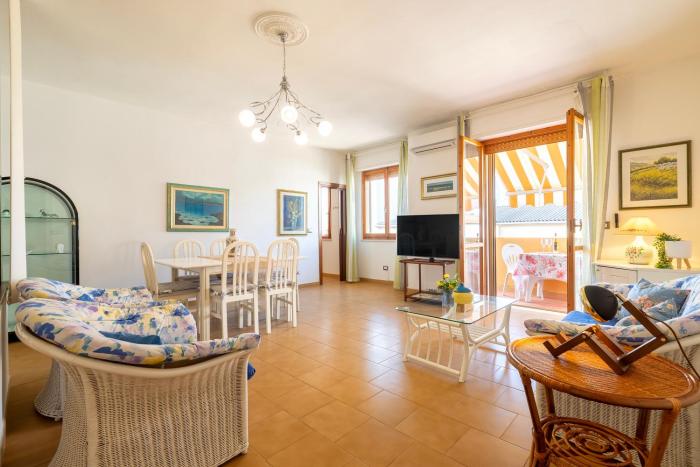 SARDINIA RE - Portside 33