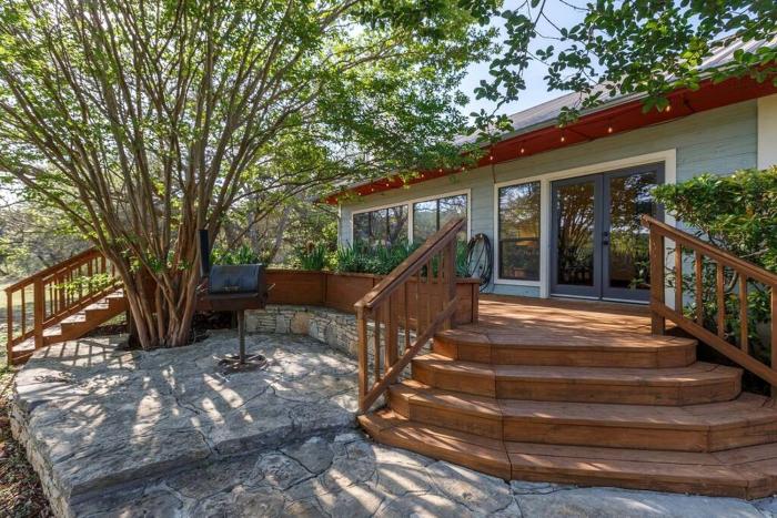 Spacious Hill Country Home Along the Banks of Smith Creek