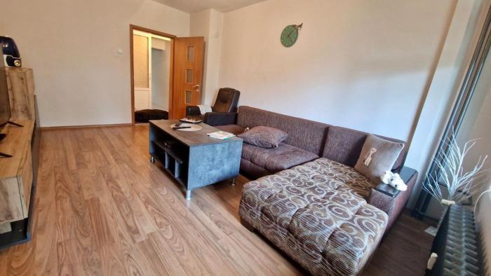 Stylish Apt, Free Parking, Near Center & Airport
