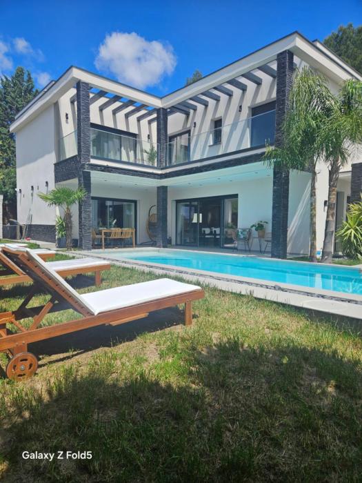 Spacieuse Villa avec piscine