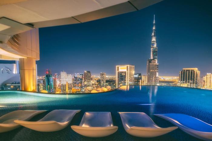 Ultra-Luxury Midtown 2 Bed Full Burj Khalifa Views