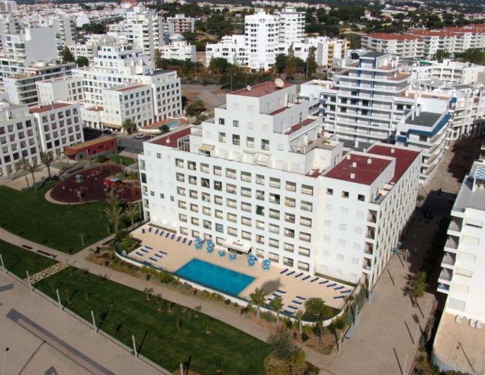 Quarteira First Line Front Beach Pool Flat View