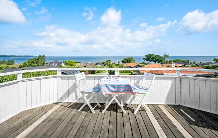 Amazing Apartment In Asperup With Sauna