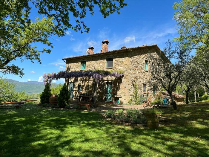 Restored Umbrian Villa With Pool