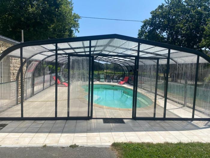 OSTREA, gite 10pers avec piscine, billard et baby-foot
