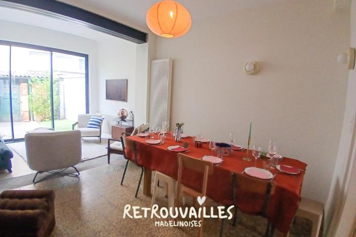 Large 4-bedroom house, 11 people, with outdoor, close to Lille center