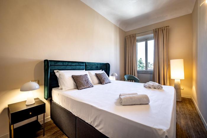 YD charming two-level apartment in central Florence