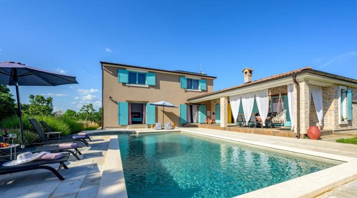 Villa Desire for 10 people in Central Istria with private 53 m2 pool and pet friendly