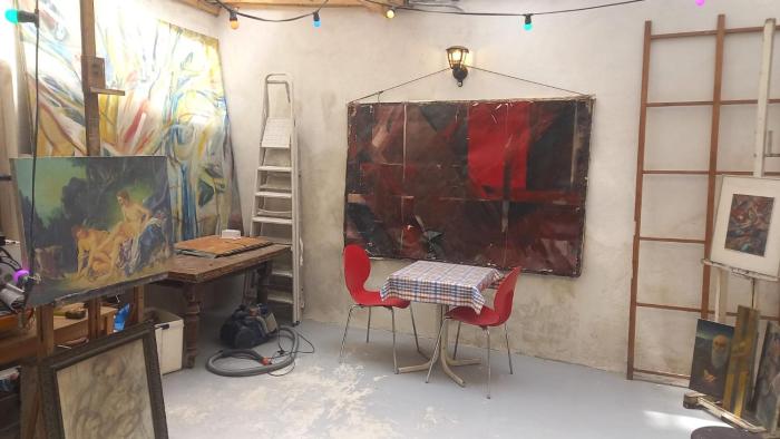Studio dans un atelier dartiste