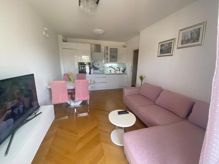 Apartment Allora