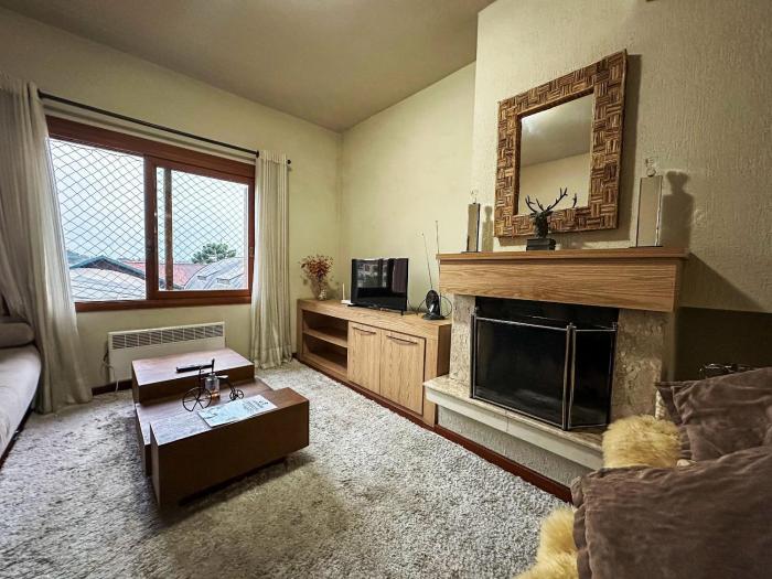 Romance em Gramado - Vista, Lareira e Charme