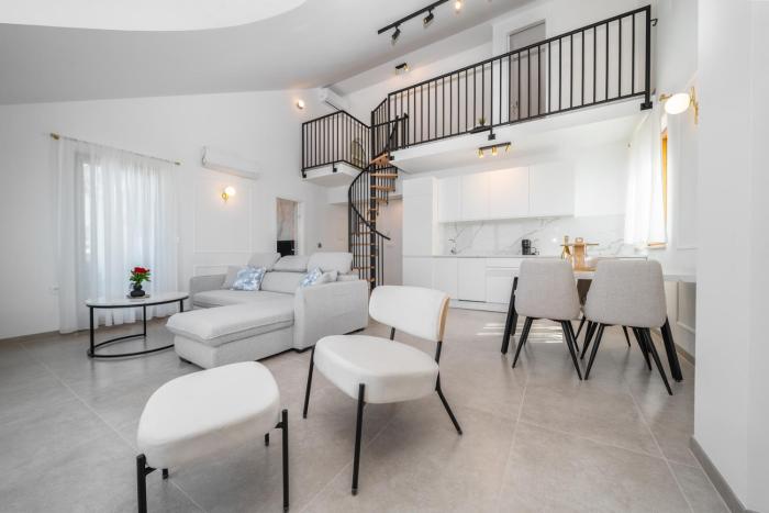 Villa Božica - sea view stone villa with free parking