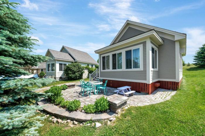 The Sumac - 8 Natures