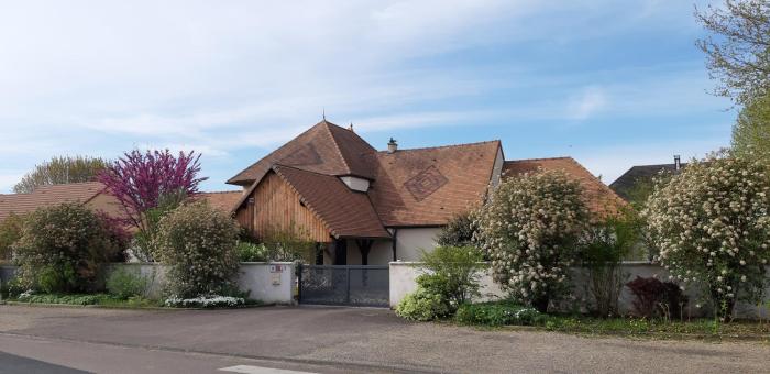 Gîte lOrée du Château Beaune-Vignoles 3 étoiles