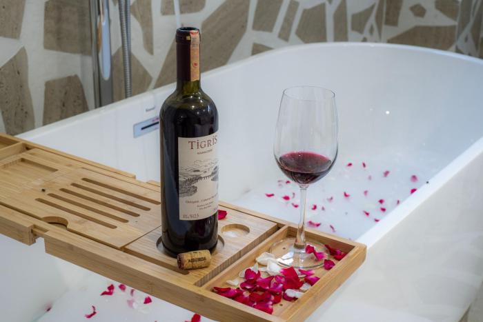 ขุมทรัพย์โฮเทล KhumSaps Hotel