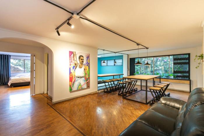 P202 4BR Poblado Apartment at Poblado Provenza