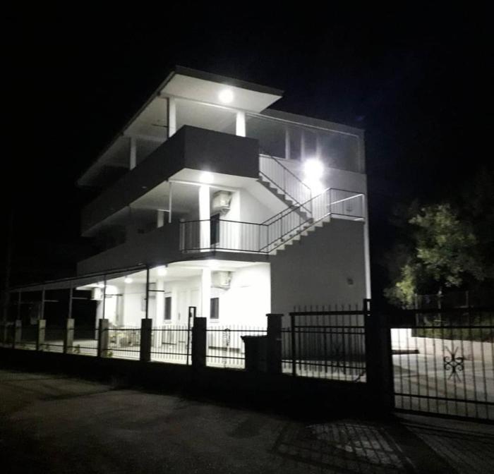 Apartmani Stanojević Čanj