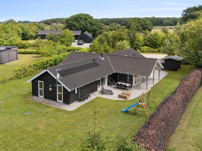 14 person holiday home in Ebeltoft