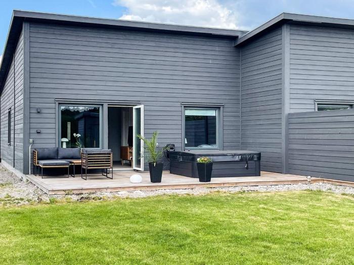 Holiday home near Morbylanga Beach