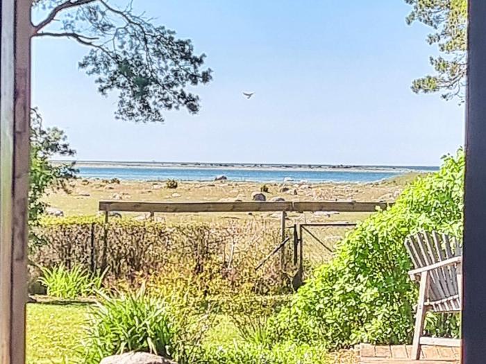 4 person holiday home in KLINTEHAMN