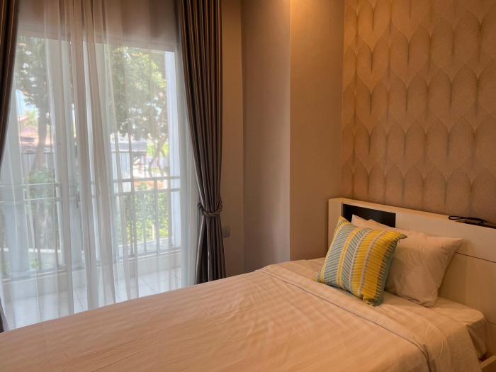 Modern 2BR Apartment Just Steps from Nimman #A201