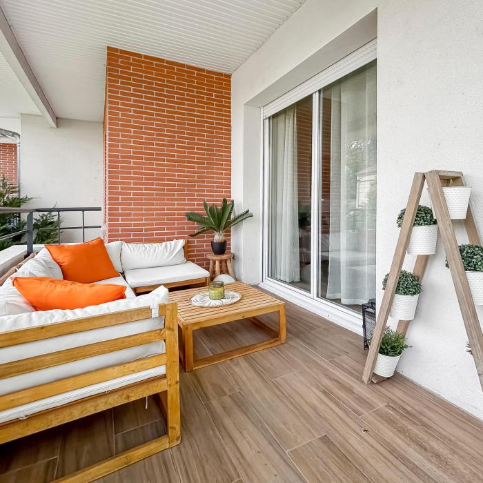 T3 Cosy à Albi avec Terrasse, Piscine & Parking