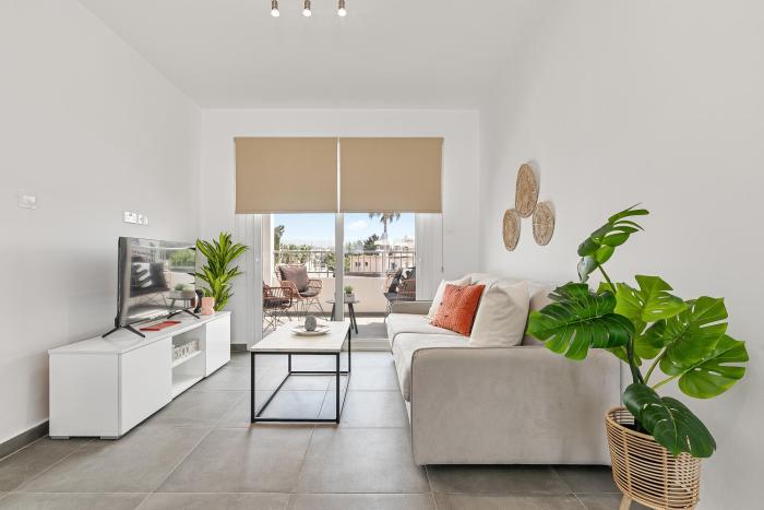 Kato Paphos Apartment | Prime Location by VICHY Holidays