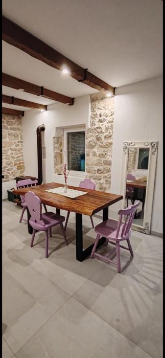 Stone villa on the island of Rava