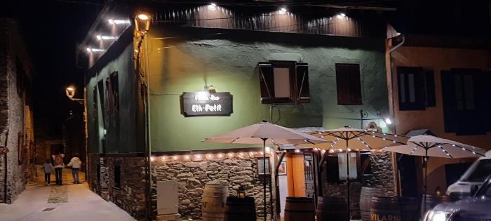 Fonda Eth Petit - Sólo adultos,niños a partir de 12 años