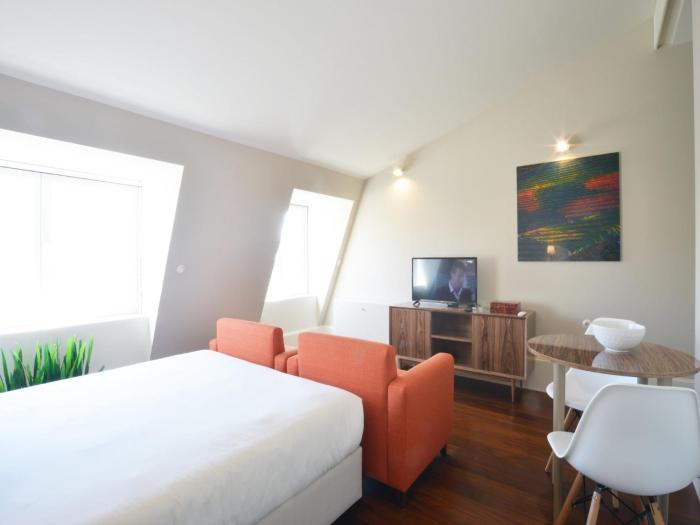 Modern apartment in Portos Vibrant Heart