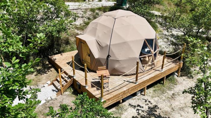 Tiny Dôme & Balnéothérapie